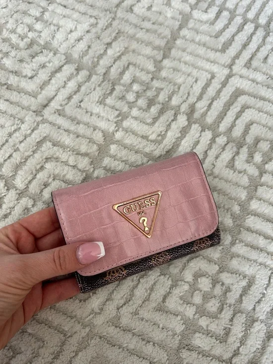 GUESS Pink Croc-Embossed Compact Wallet with Gold Logo - Picture 1 of 6